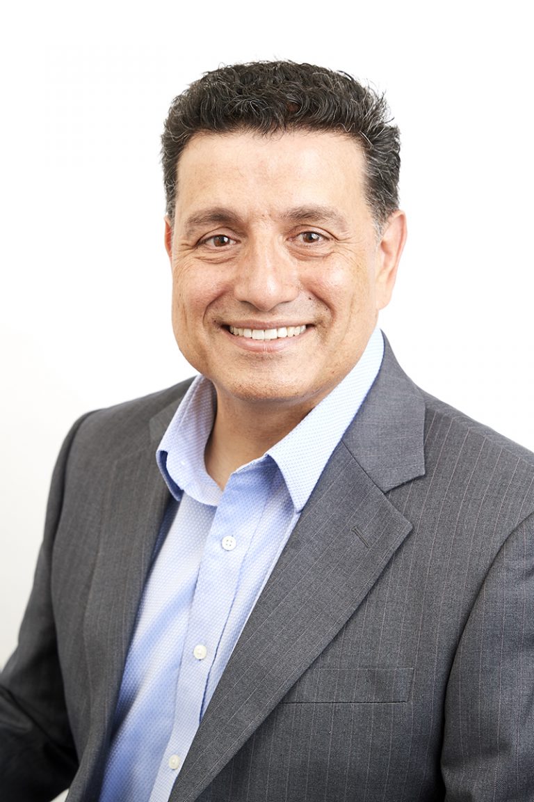 $220.00 Corporate Headshots Plus Package – Five Images of Your Choice